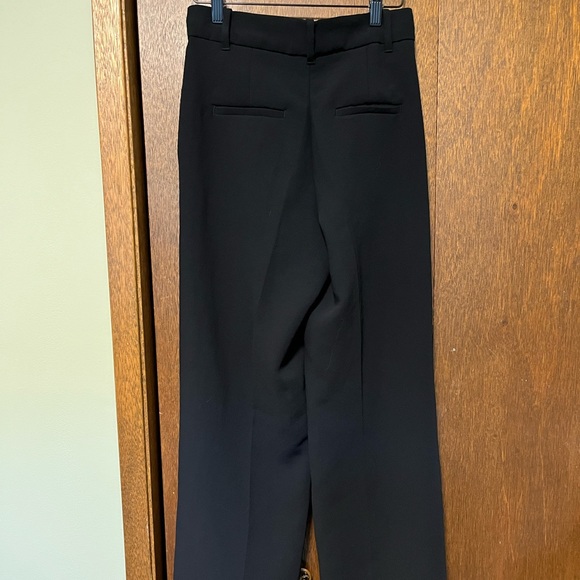 ARITZIA WILFRED EFFORTLESS PANT - SIZE 2 - Picture 2 of 3